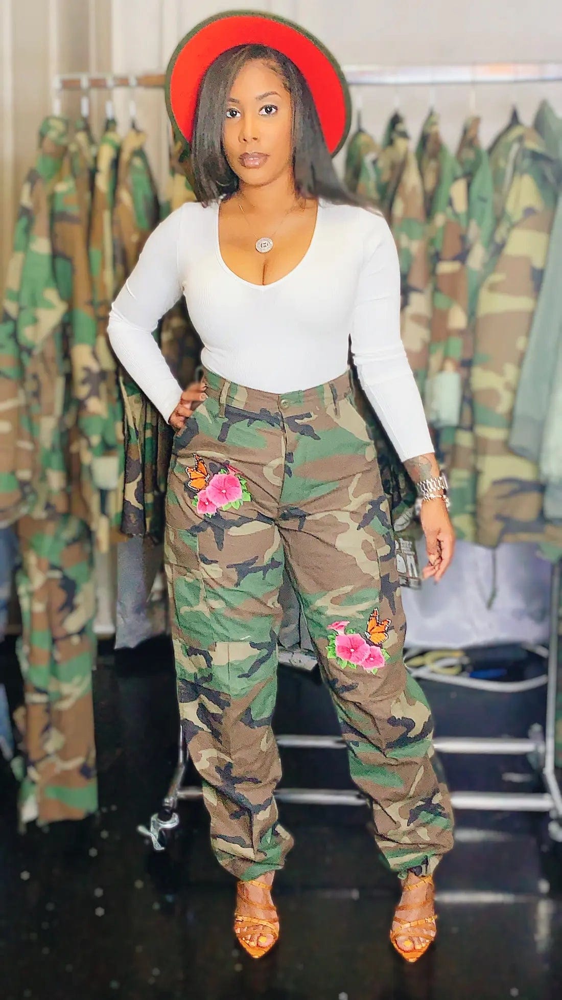 Butterfly Floral Embroidered Camo Pants – KIC NYC, KIC-Yourself LLC